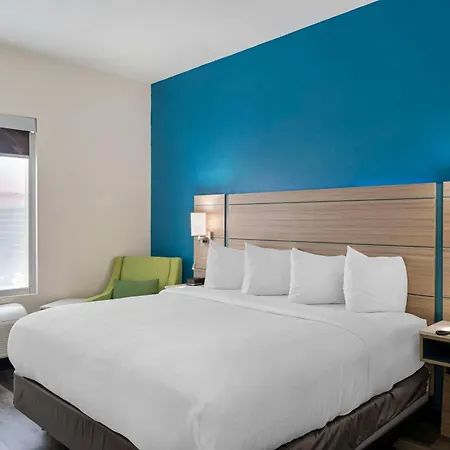Best Western Plus Executive Residency Carlsbad Hotel Exterior photo