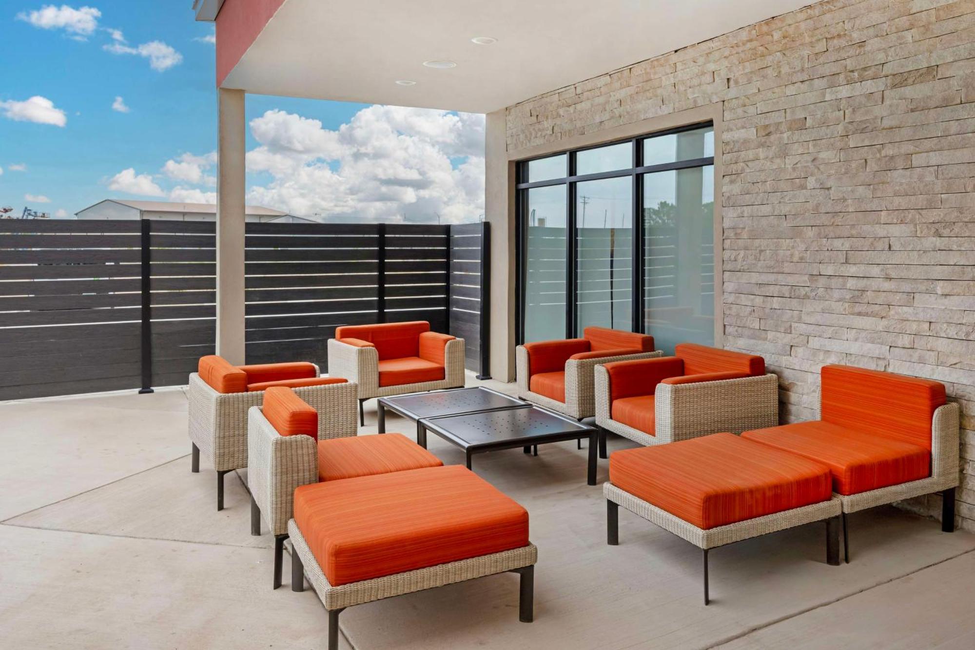 Western Executive Residency Carlsbad