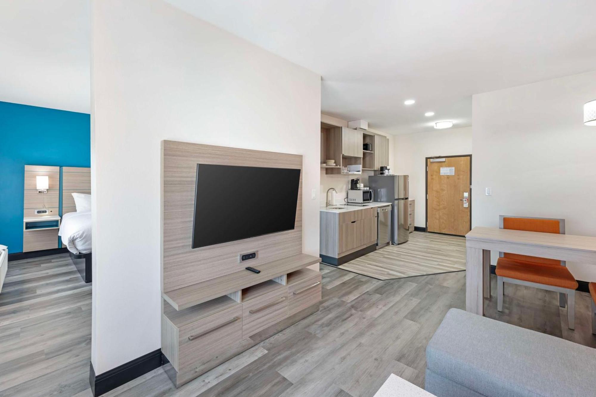 Western Executive Residency