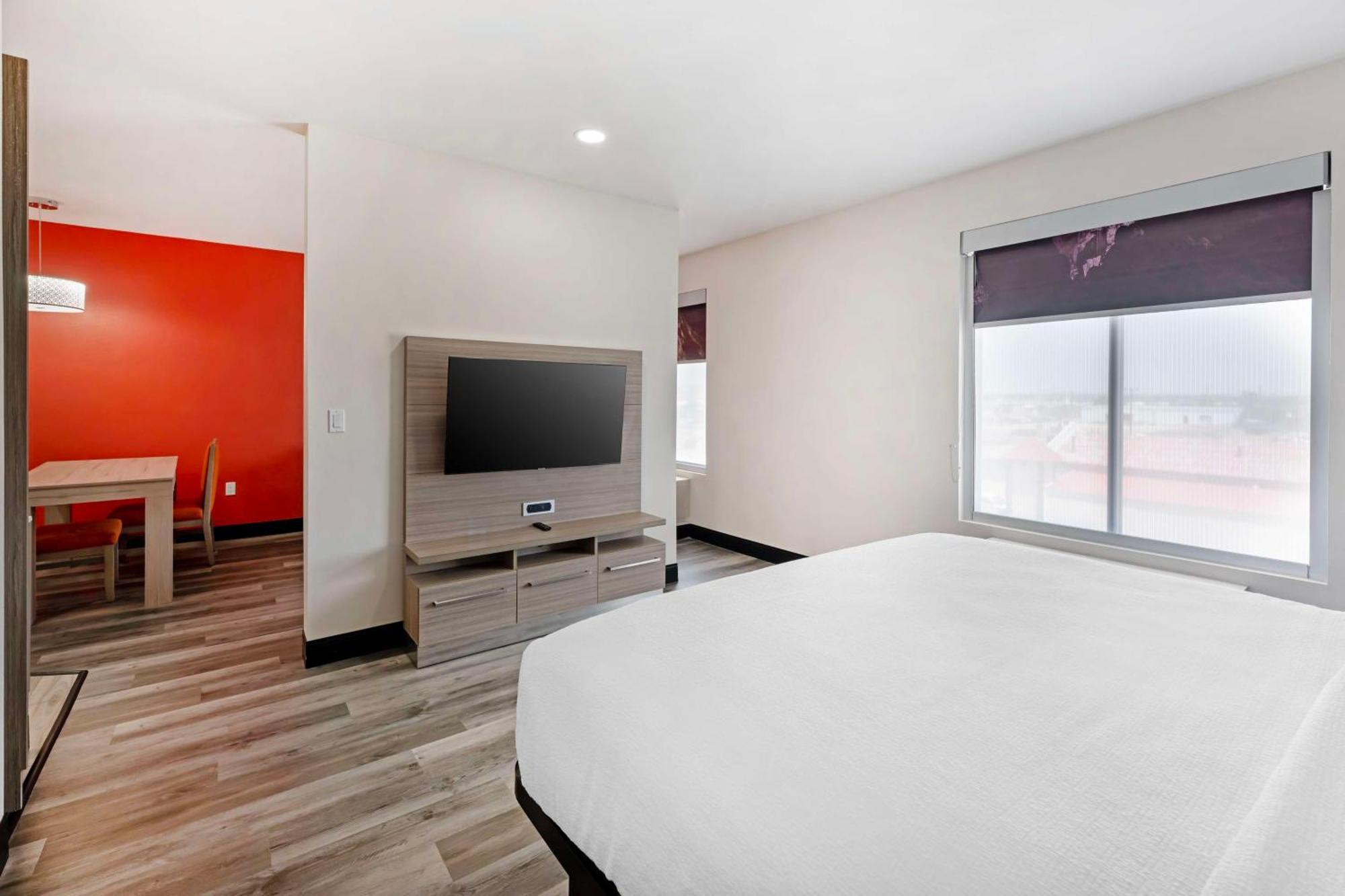 Hotel Western Executive Residency 3*
