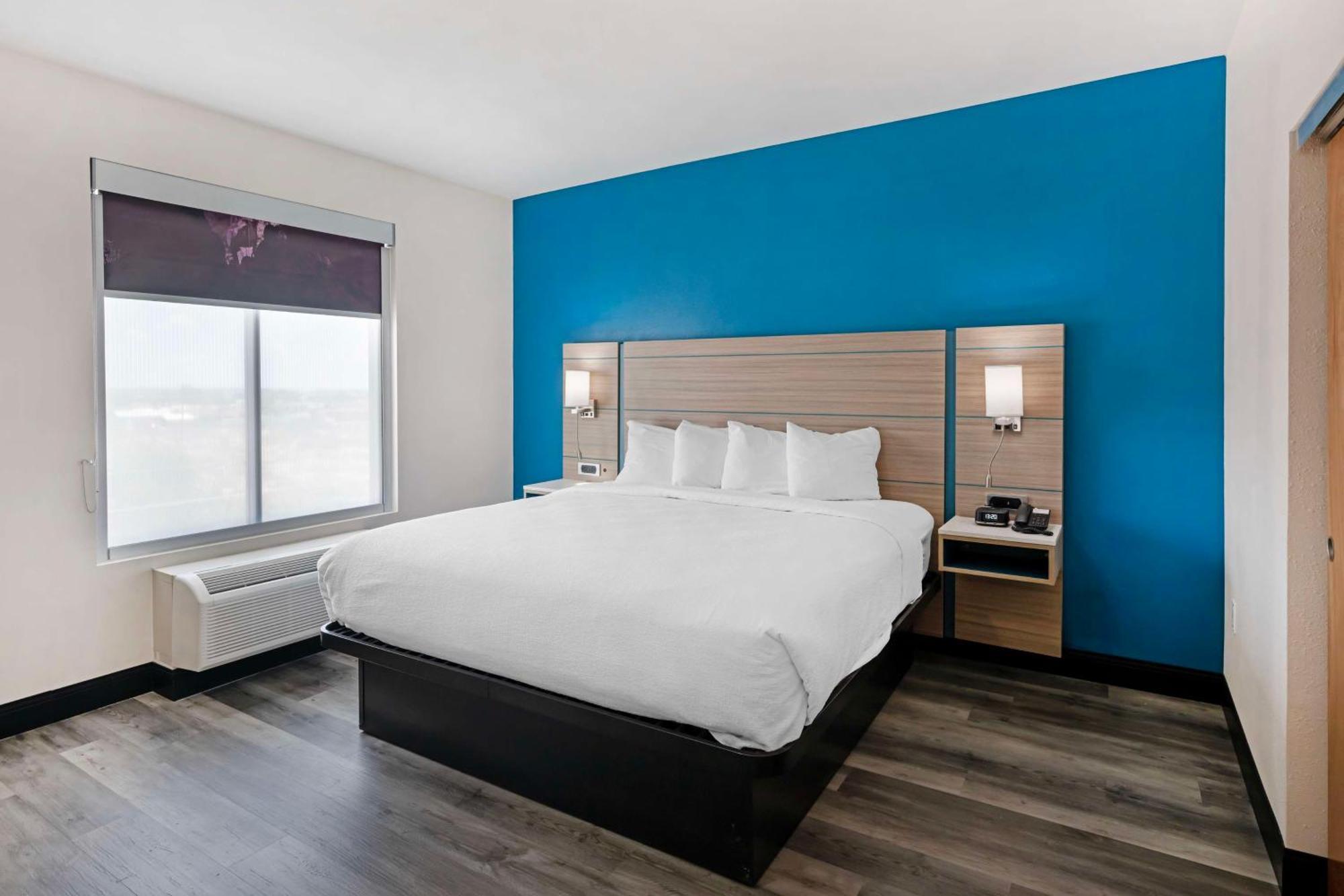 Western Executive Residency Hotel